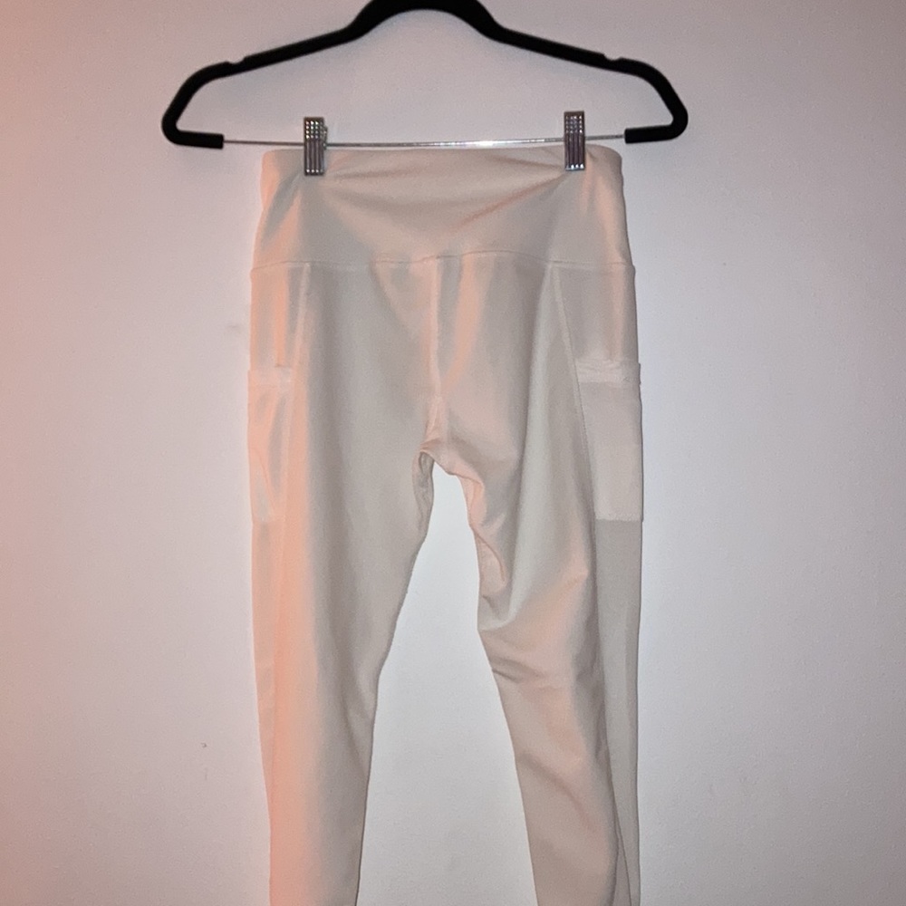 Mesh Work Out Leggings - Picture 2 of 2